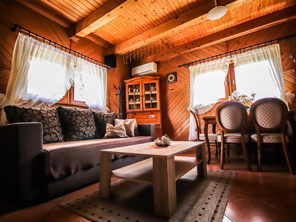 Home Eden Dobrenica Bihac Exterior photo